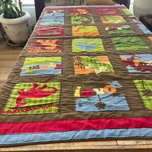 Circo by Target Twin Quilt Comforter & Pillow Sham Kids Dinosaur Print